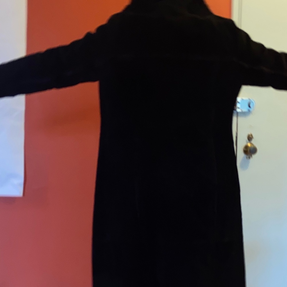 Black Shearling Coat. - image 5